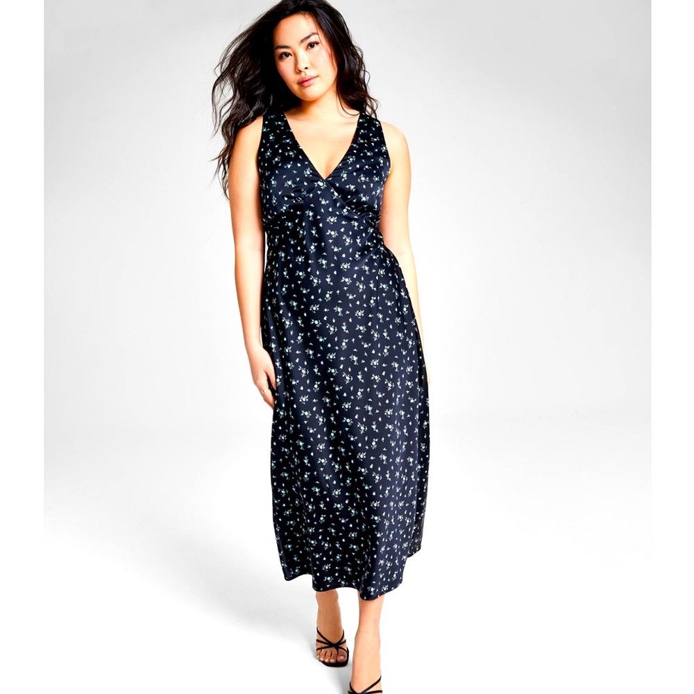 Women's Satin Sleeveless Maxi Dress